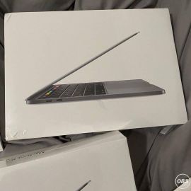 MacBook Air with Touch Bars available in pallets 